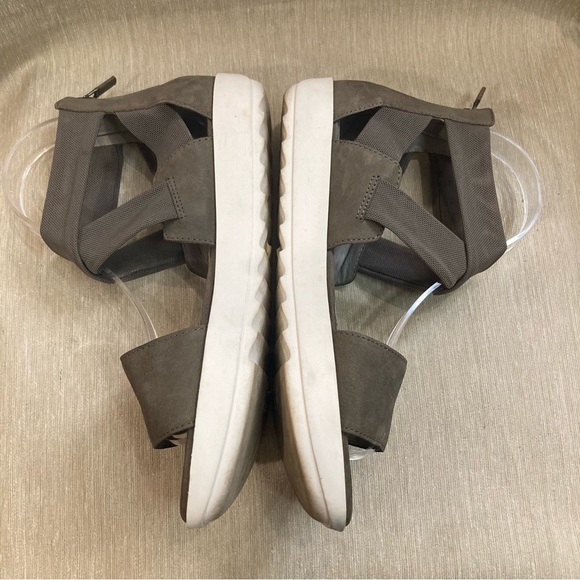 EILEEN FISHER Sz 8 Tumbled Nubuck Zipper Closure Rubber Sole Sneaker Sandals - Picture 3 of 10